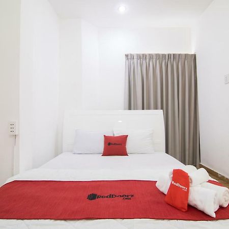 Reddoorz Plus Near Tan Dinh Market Ho Chi Minh-staden Exteriör bild
