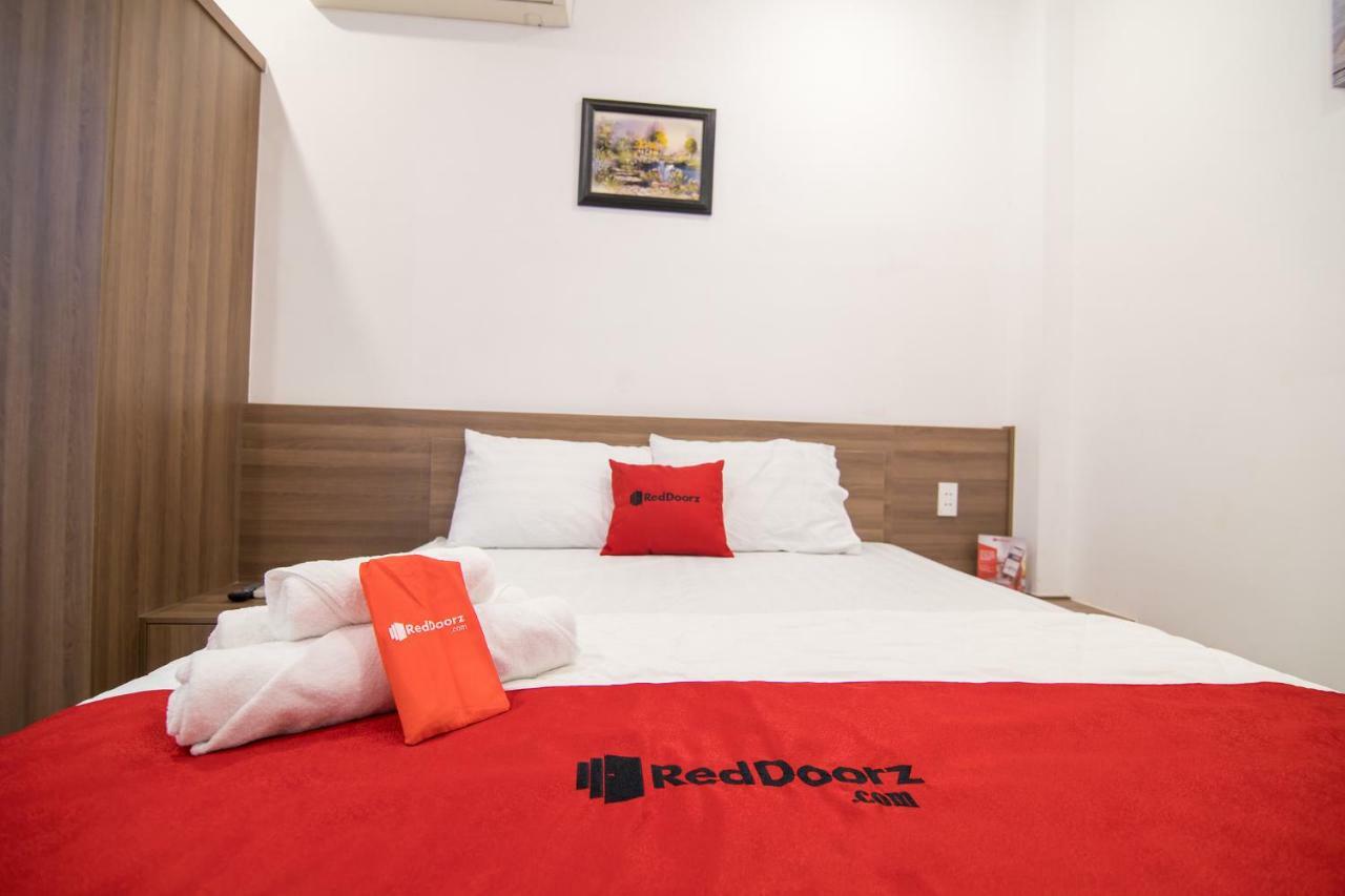 Reddoorz Plus Near Tan Dinh Market Ho Chi Minh-staden Exteriör bild