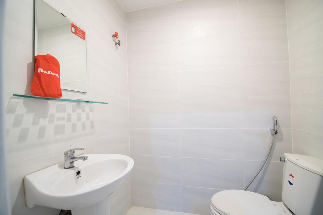 Reddoorz Plus Near Tan Dinh Market Ho Chi Minh-staden Exteriör bild